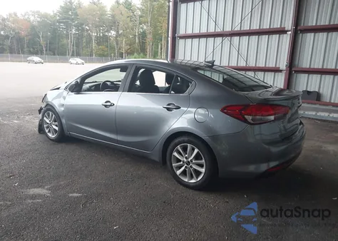 2017 Kia Forte S из США, поврежденный, VIN 3KPFL4A75HE037407